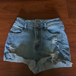 Basic blue jean shorts, high rise, preppy